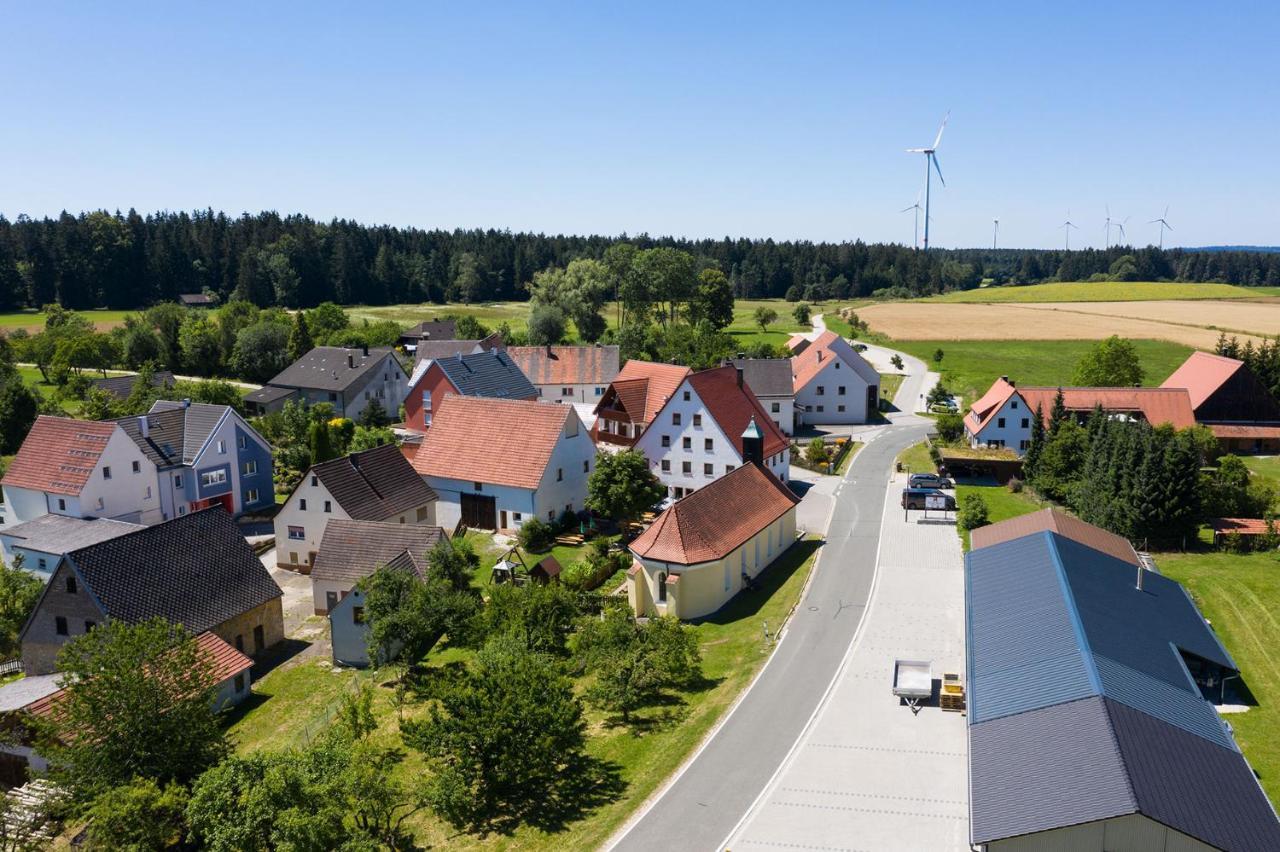 Gasthof-Pension Brauner Hirsch In Alfeld - Mittelfranken Luaran gambar